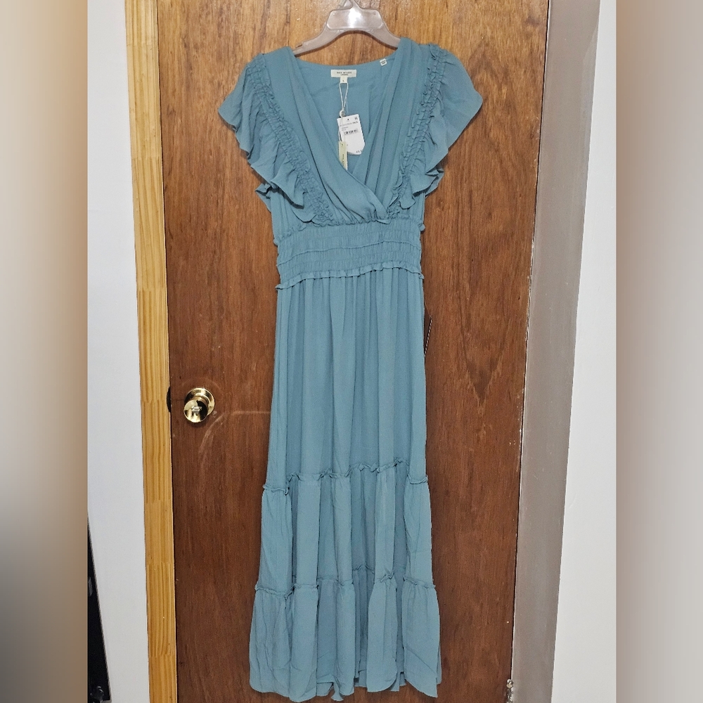 MAX STUDIO Pebble Crepe Flutter Sleeve Maxi Dress